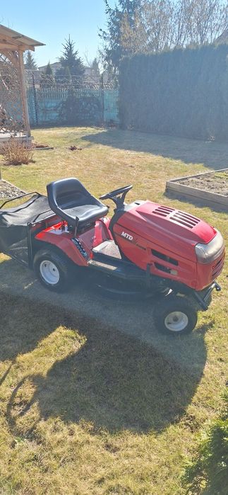 Kosiarka MTD, traktorek ogrodowy, pług.