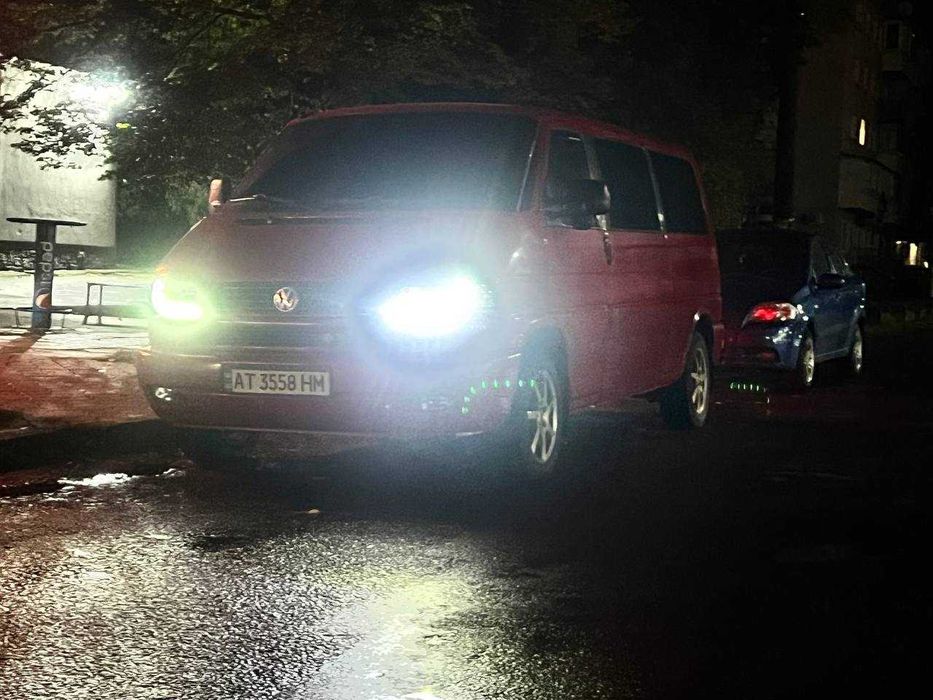 Volkswagen t4 Caravelle 2.5 tdi 75 кВт 1998
