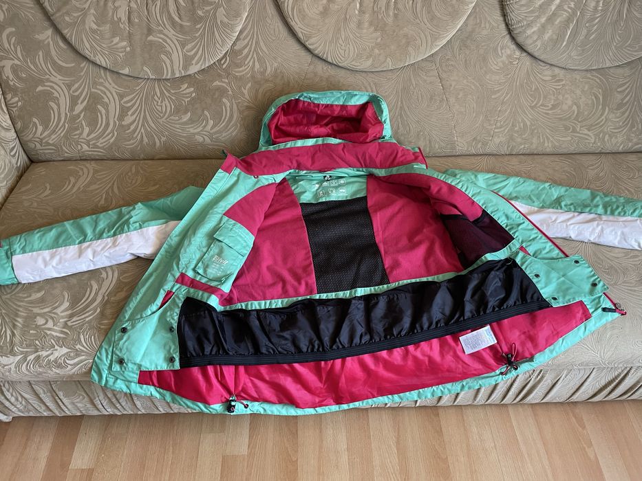 Куртка лижна спортивна