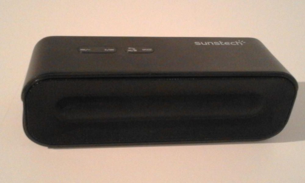 SD Card Reader; Active Speakers; Bluetooth Hands-Free. New with Warranty64584699388673121