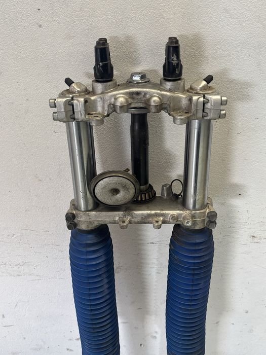 Lagi Zawieszenie Przednie Przód YAMAHA XT600 2KF