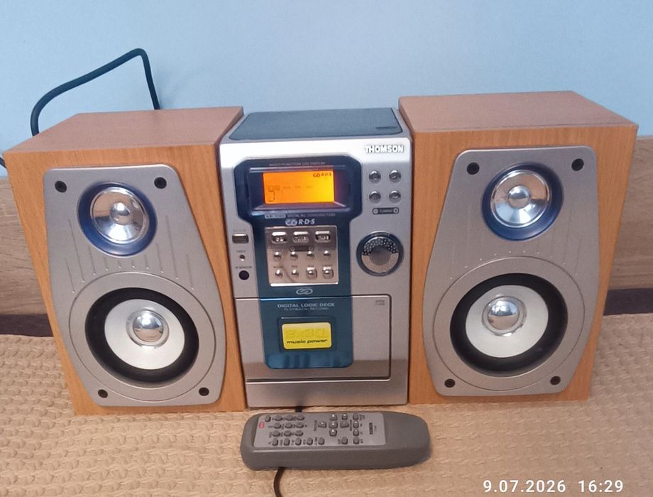 Fajna mini wieża Thomson radio CD tape