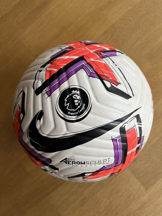 Футбольний м'яч Nike
