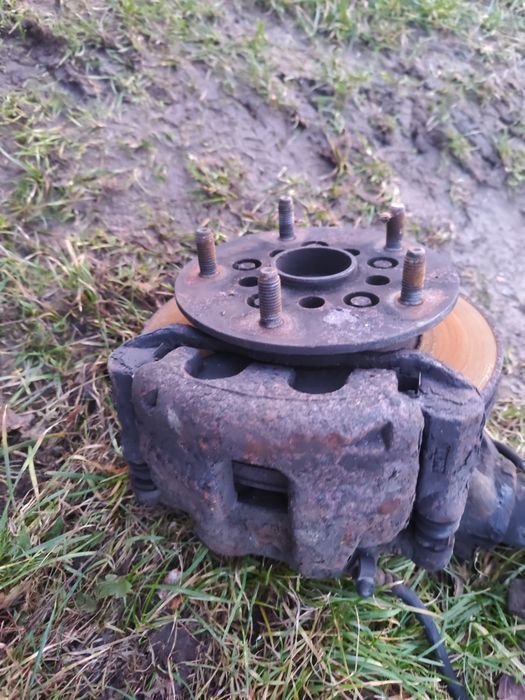 Ford Transit MK7 2.2 TDCi Mcpherson prawy lewy przód amortyzator sprężyna piasta zwrotnica