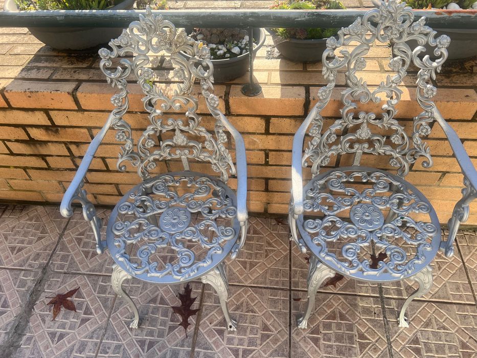 Cadeiras decorativa jardim