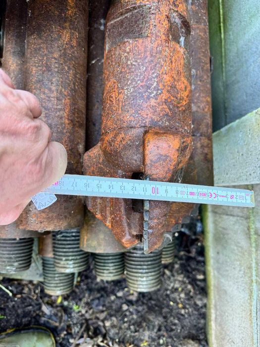 wiertnica hydrauliczna Wiercenie Studnie  SEDIDRILL 200 DO 100 m