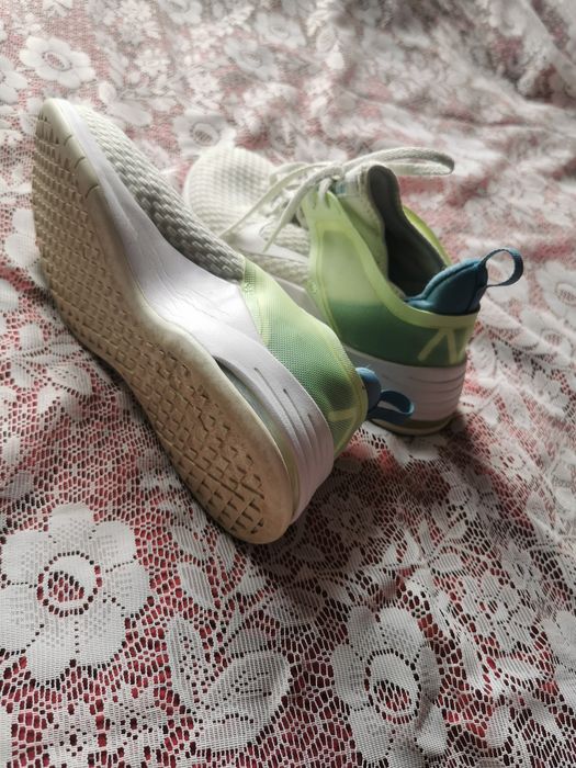 Кросівки Nike розмір 39