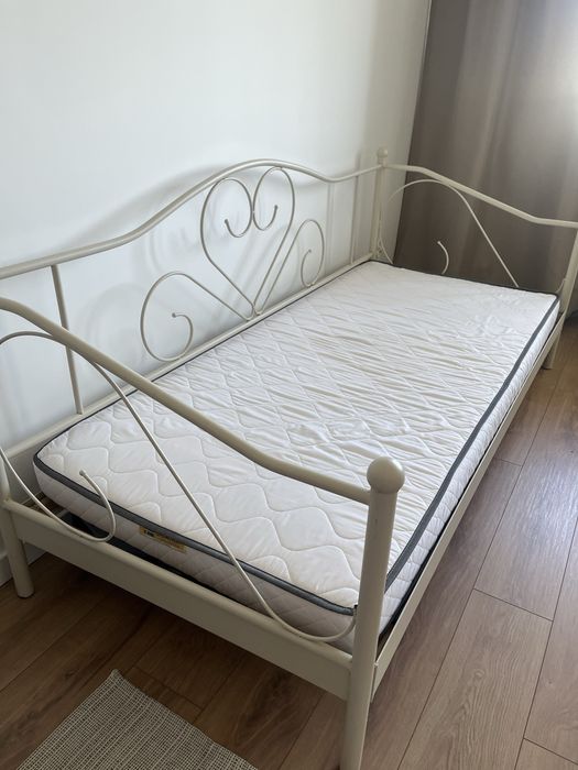 Metalowe łóżko rama, stelaż, materac 90x200