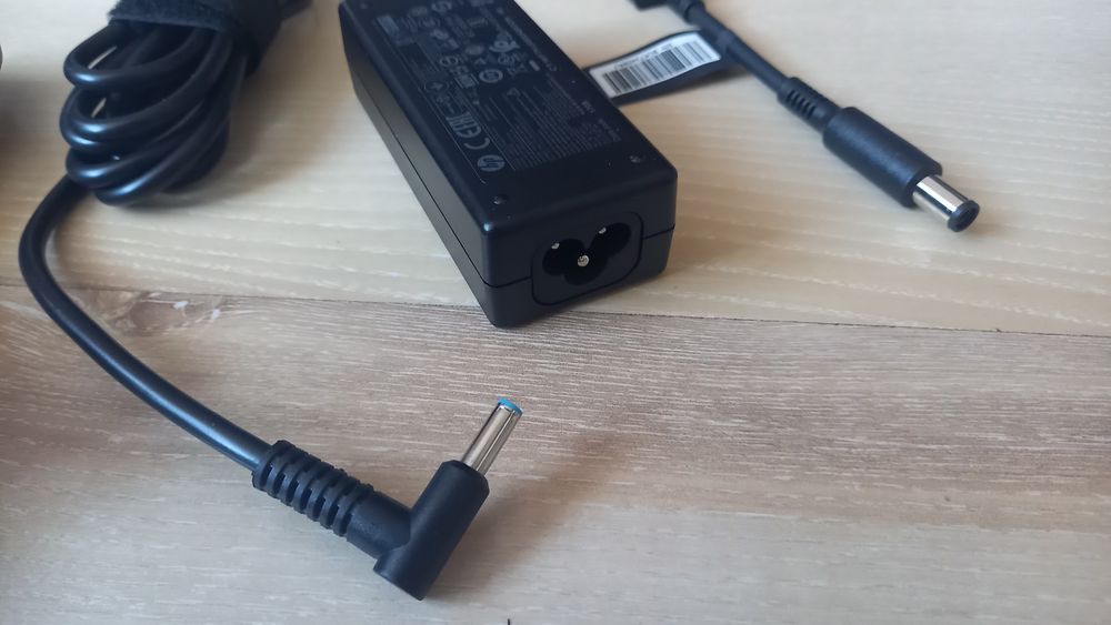 Zasilacz do laptopa HP smart 45 W Adapter EURO