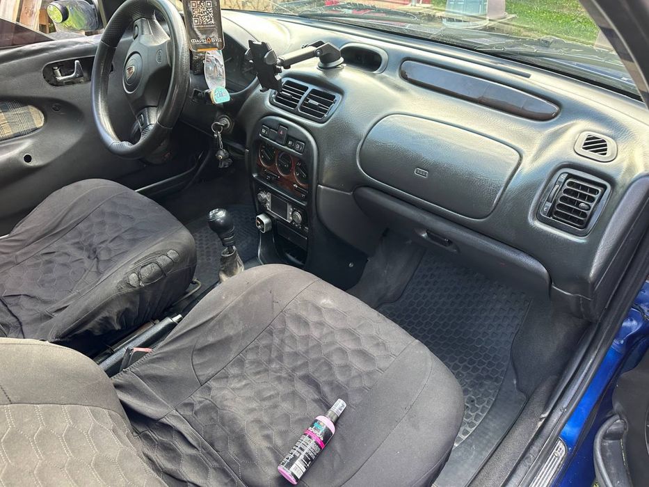 Rover 214 …………….