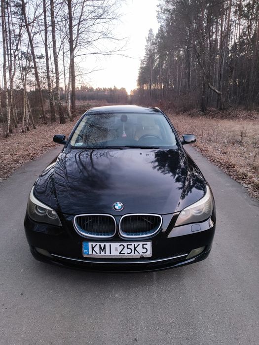 BMW E60 Seria 5.