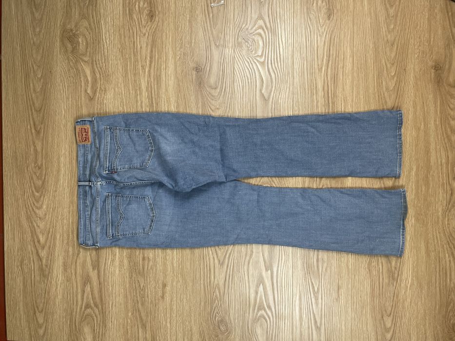 Джинси Levi's  725 High Rise Bootcut