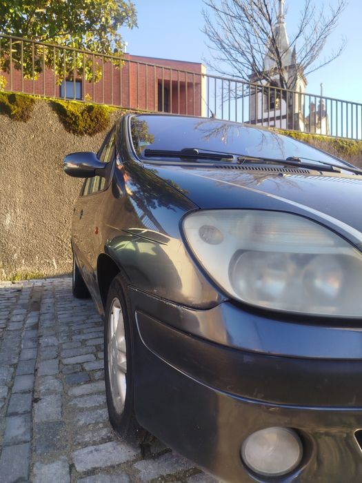 Renault impecável revisão feita negociável