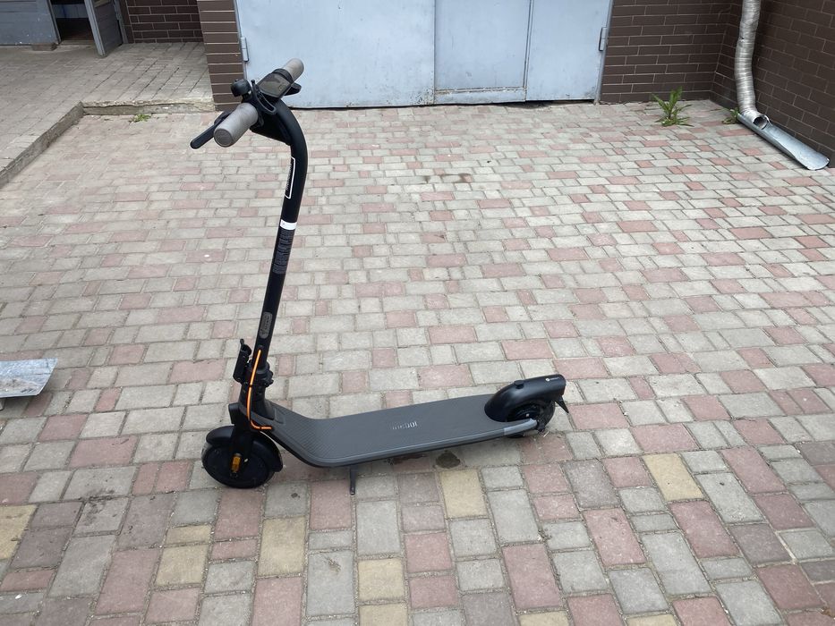 Ninebot E2 PLUS 300w