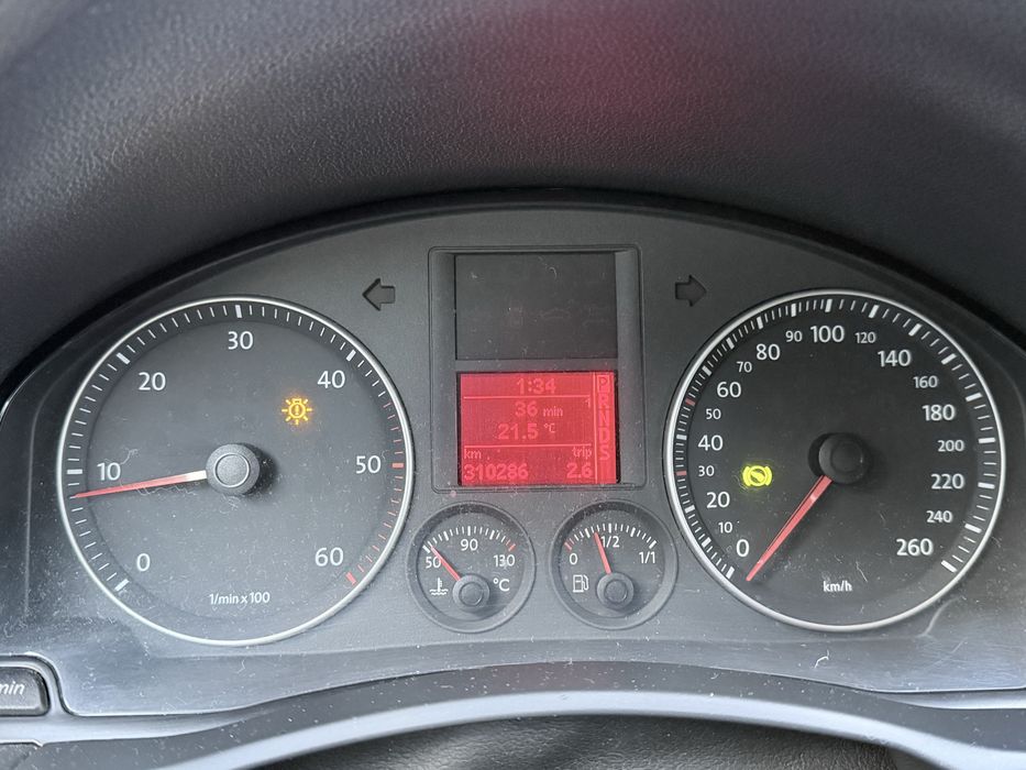 Volkswagen Golf V kombi 1.9 tdi DSG 7bieg oszczedny