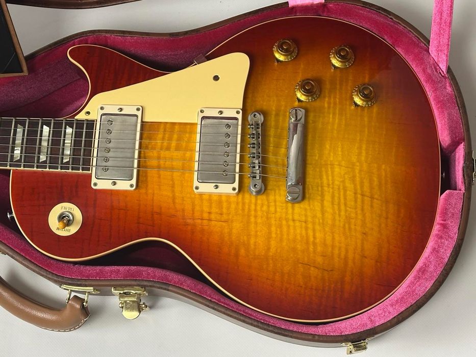 Gibson Custom Shop 1959 "70th anniversary Les Paul" Washed Cherry (2022, mint, 6190$)