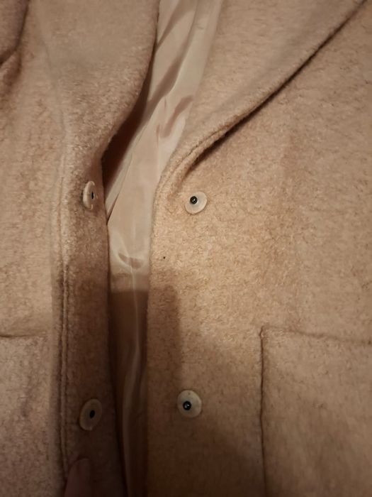 Piękny bukla płaszcz Ichi rozmiar M