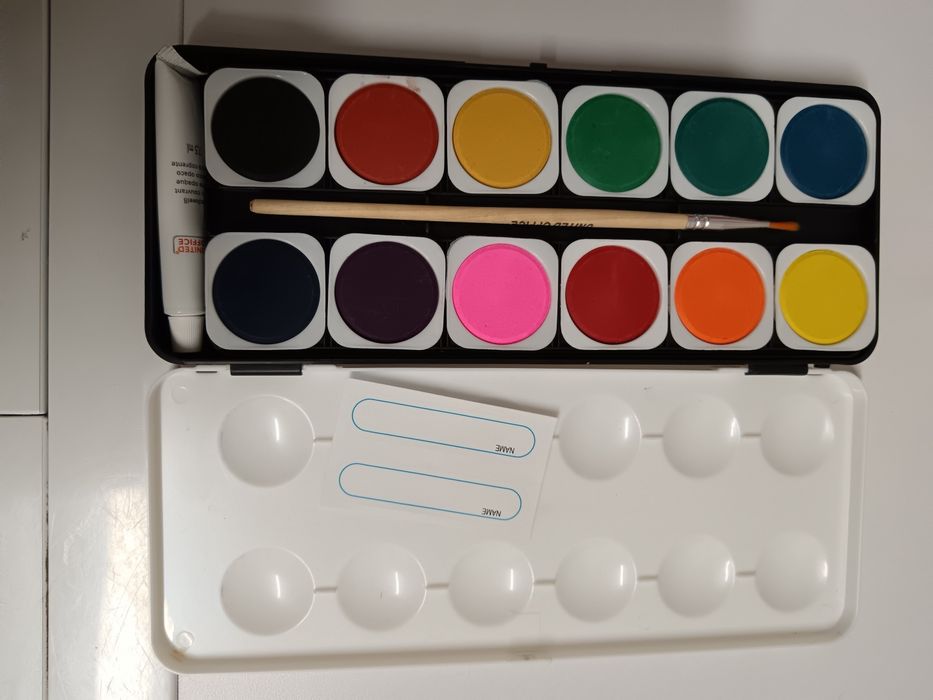 Caixa de aquarelas