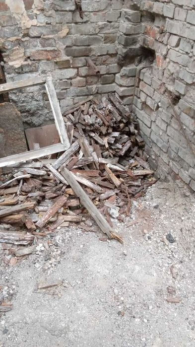 Отдам дрова ( доски старые разные )