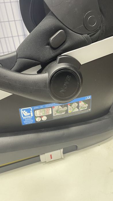 Дитяче автокрісло Carrello Nova CRL-16101+CRL 1602