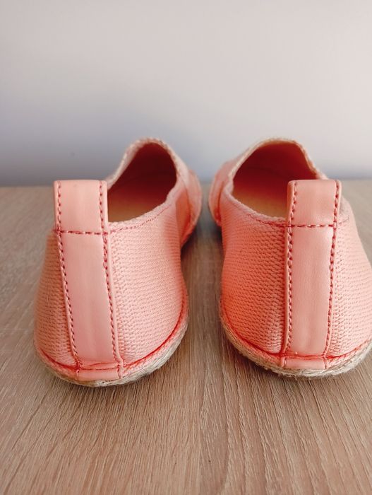 Buty wsuwane, espadryle Clarks, r. 38