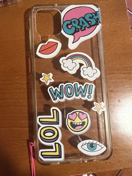 Vendo 4 capas de telemovel A12 samsung