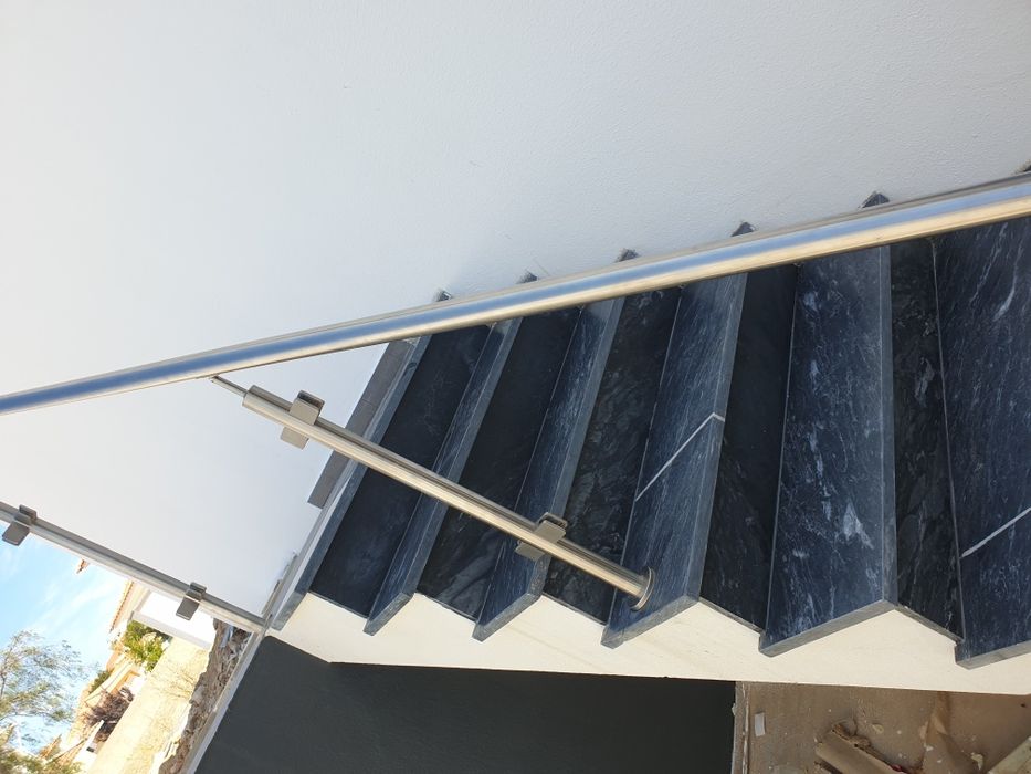 Escadas em pedra marmore