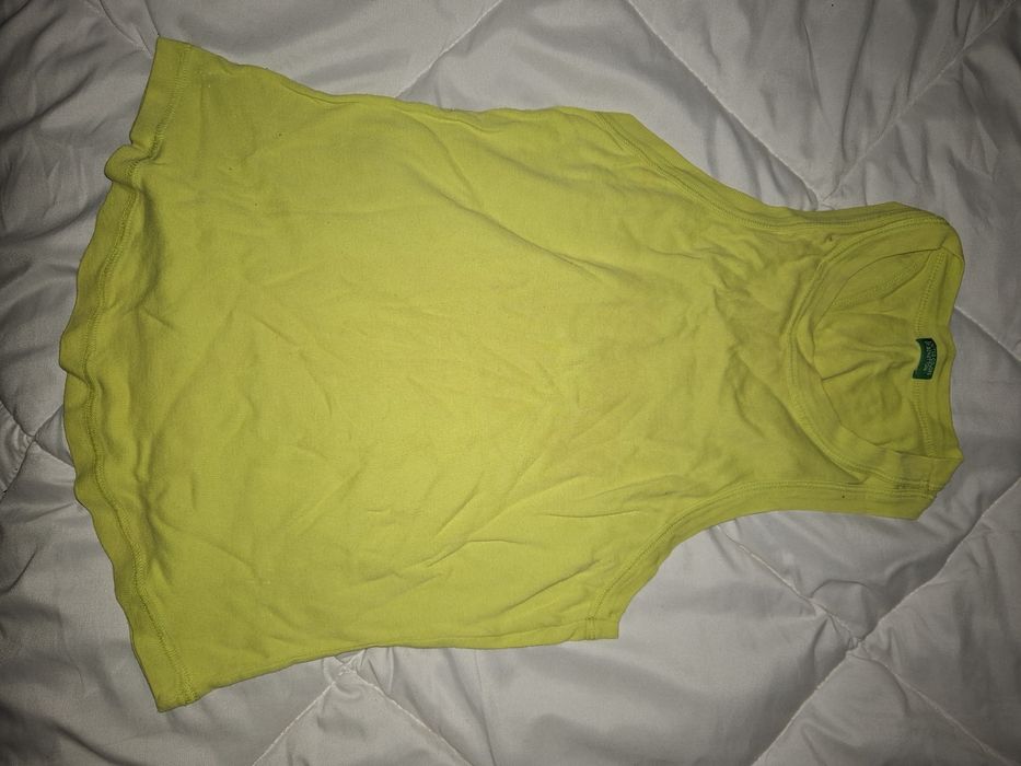 Vendo varias roupas