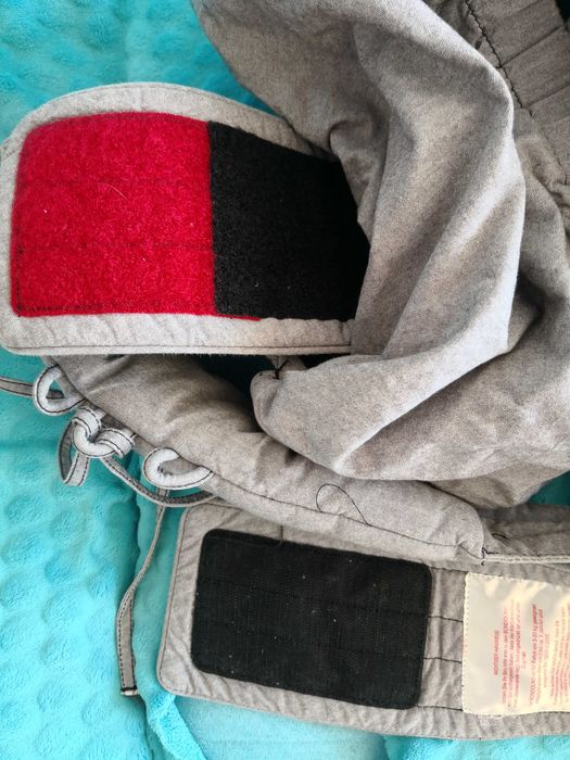 Nosidło Bondolino black Star stan  bardzo dobry