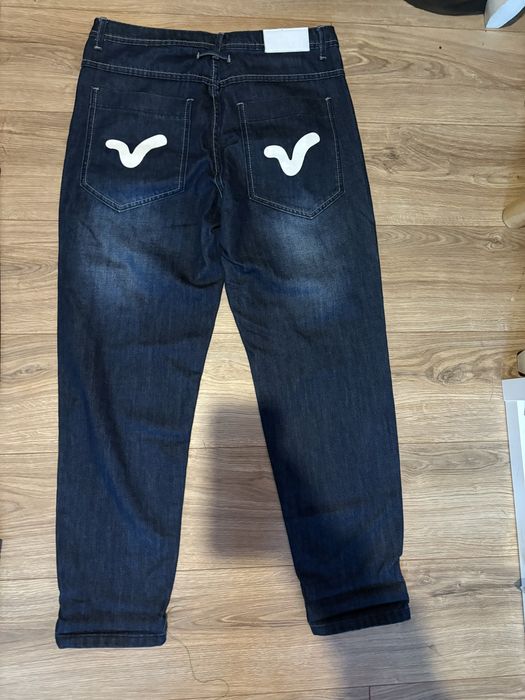 Jeansy voi jeans.