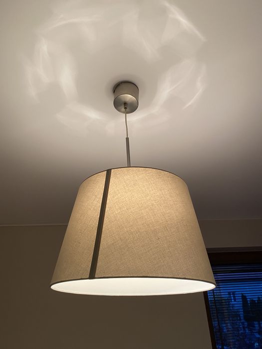 Ikea lampa wiszaca klosz beżowa