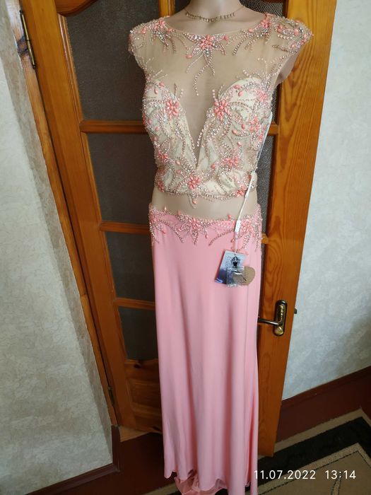 Эффектное свадебное платье в пол со шлейфом от Renee Couture UK 12_46р