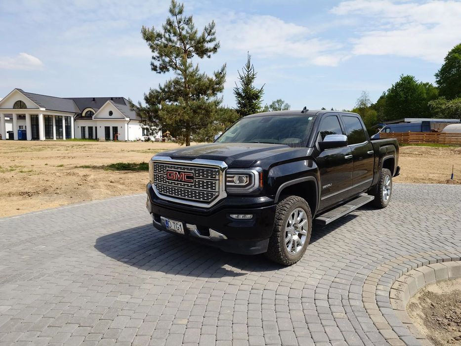 GMC Sierra