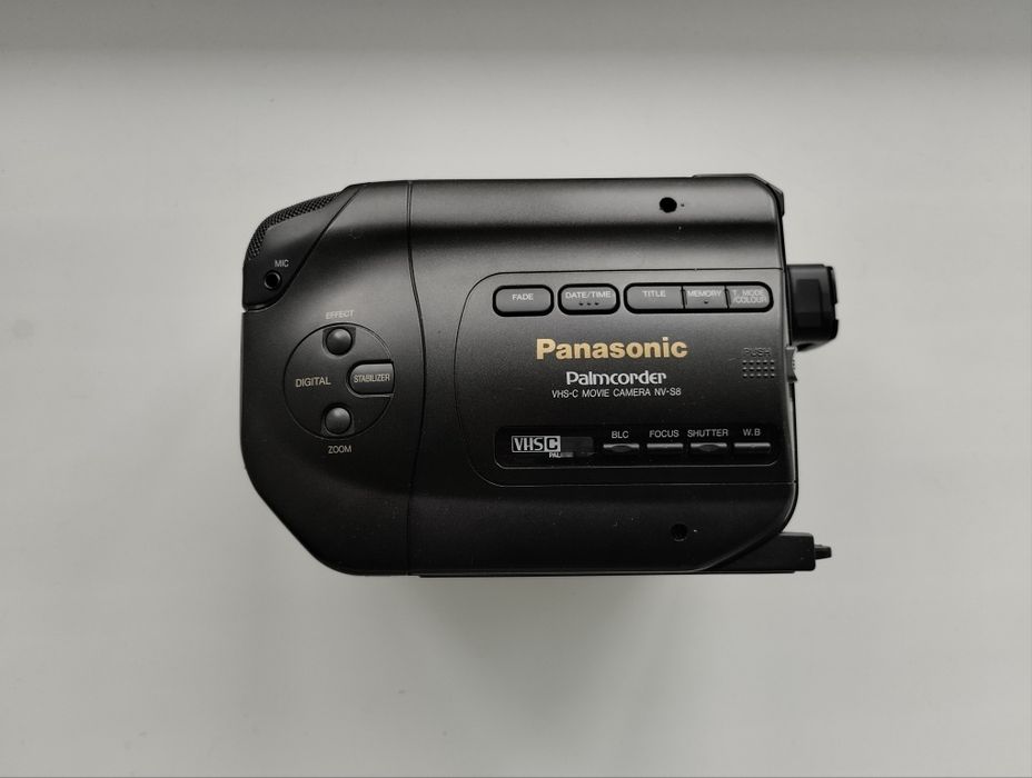 Panasonic видеокамера VHS-C на видеокассетах