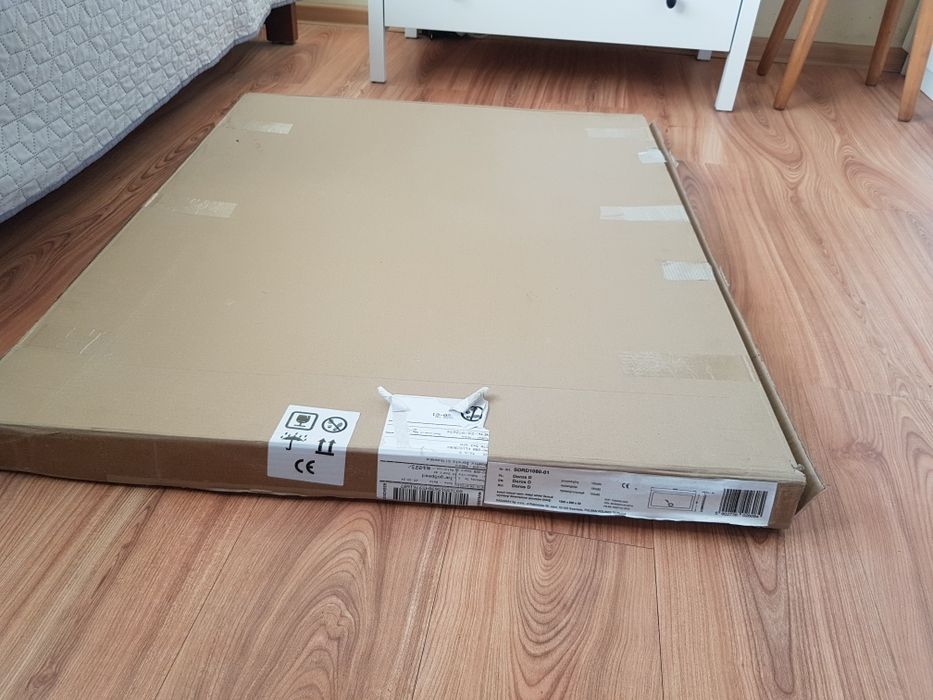 Nowy brodzik prysznicowy niski.