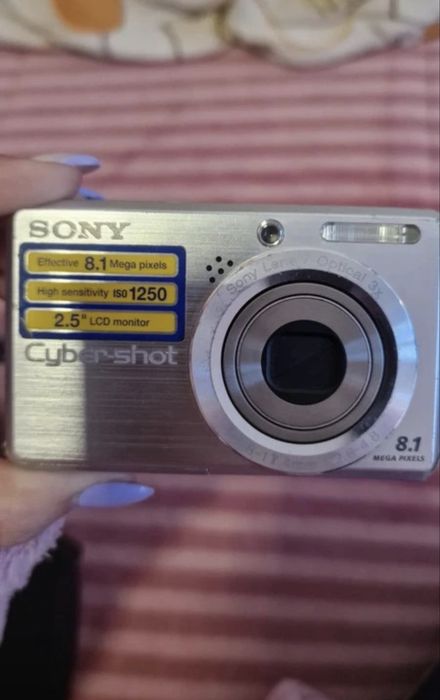 Sony Cyber-shot DSC-S780 Silver + 2 GB cartão e acessórios
