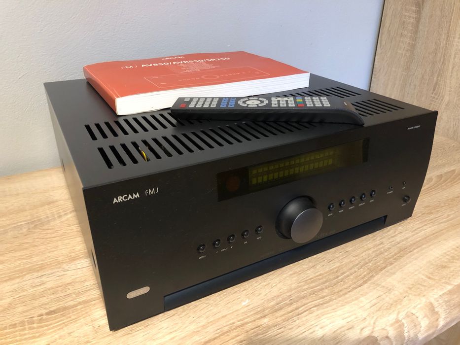 Arcam 250SR amplituner 2.1
