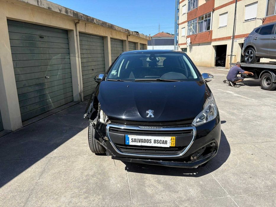 Peugeot 208 1.2 PureTech Gasolina