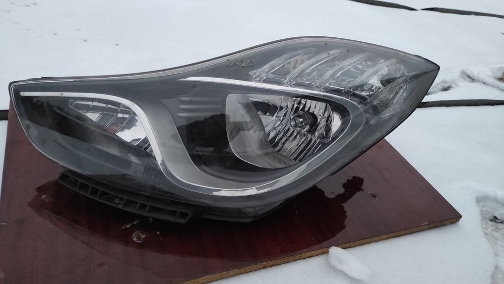Фара левая передняя Hyundai ix20 (2010-2015)