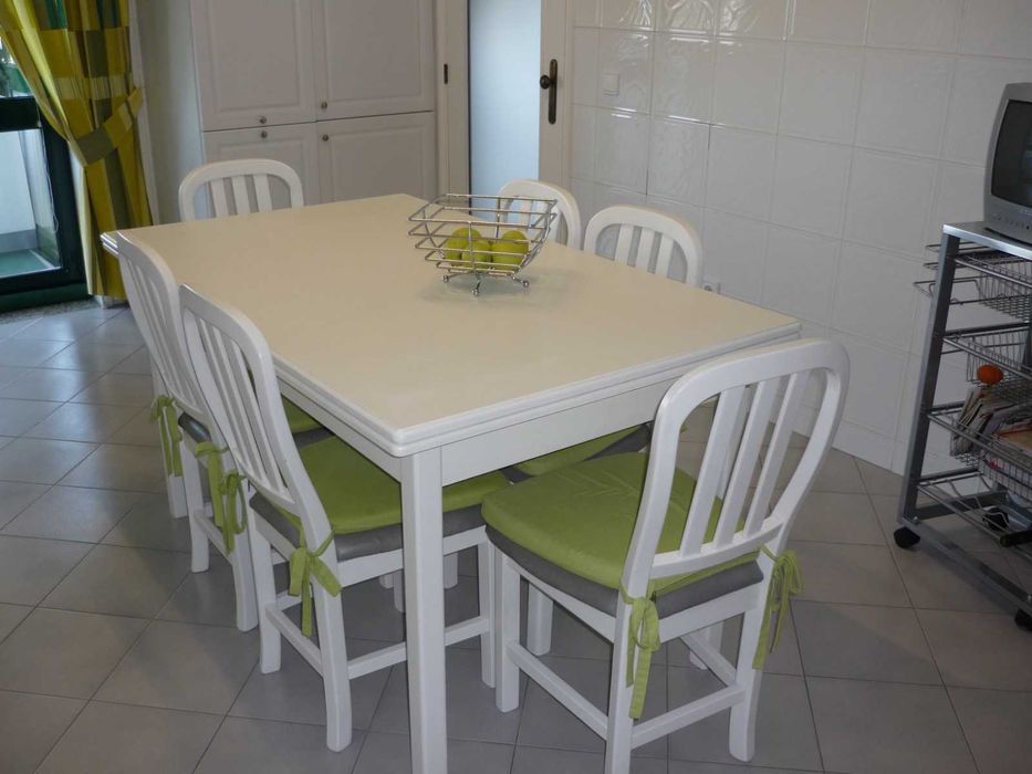 Mesa de jantar extensível branca + 6 cadeiras