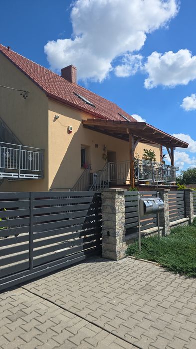 Mieszkanie 1/3 Domu  kąty.Wr/Wszemiłowice