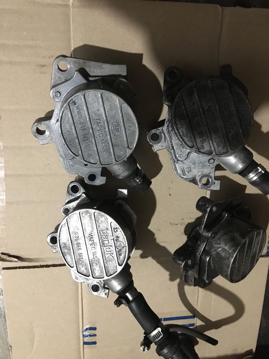 Вакумний насос Шкода пассат б5 Октавія, Гольф 4, Толедо, Ауді А3