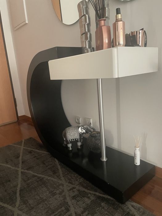 Consola hall entrada