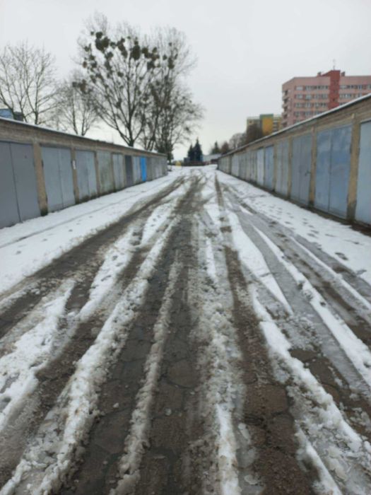 Sprzedam garaż murowany