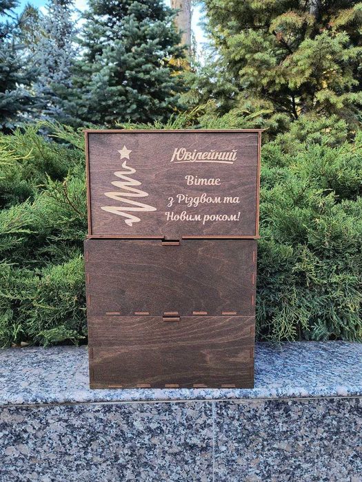 Подарункові коробки з фанери оптом