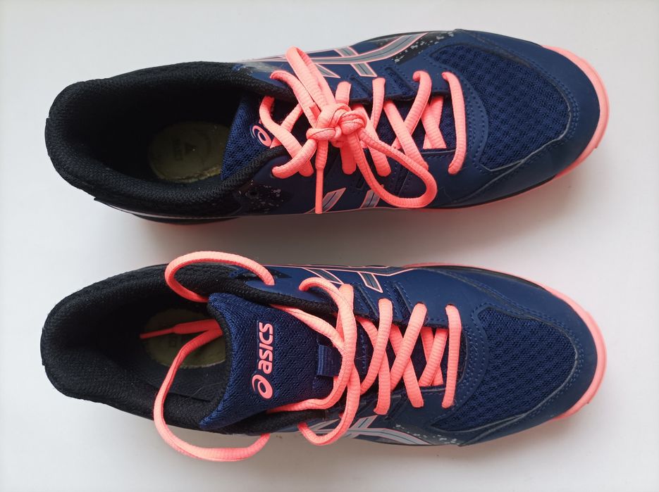 25,8cm 25,25cm stopa Asics 39,5 40 buty halowe