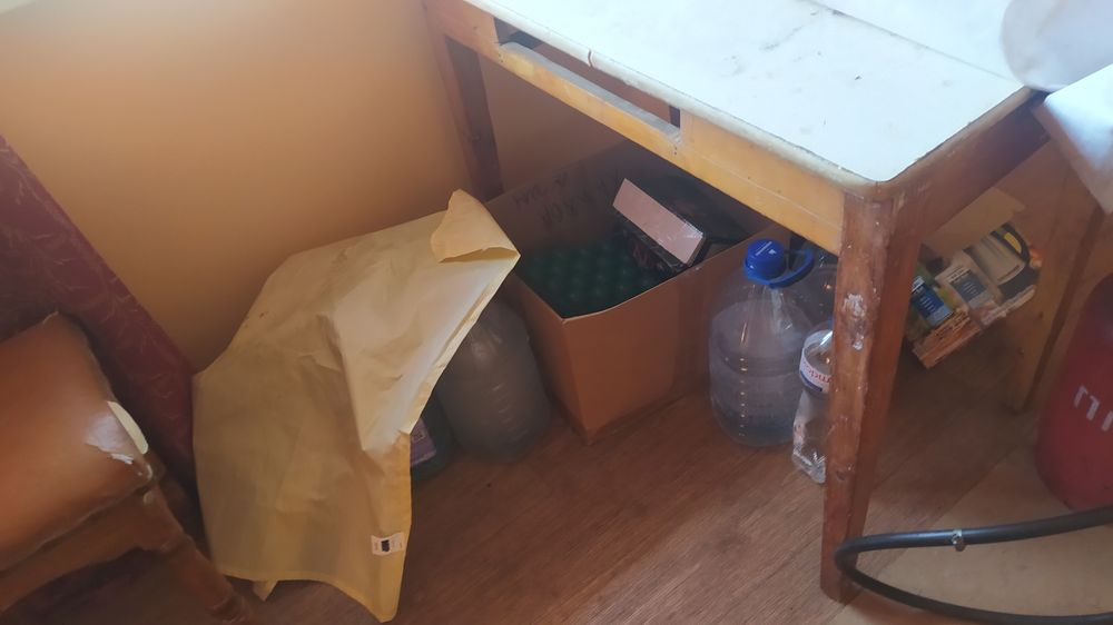 Обеденный стол 590-910 миллиметров