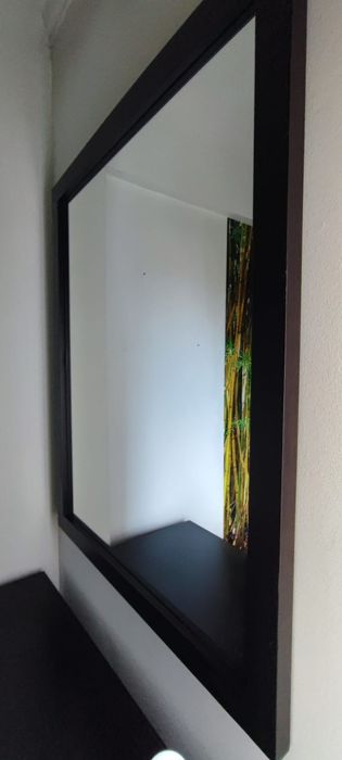 Conjunto cómoda e espelho