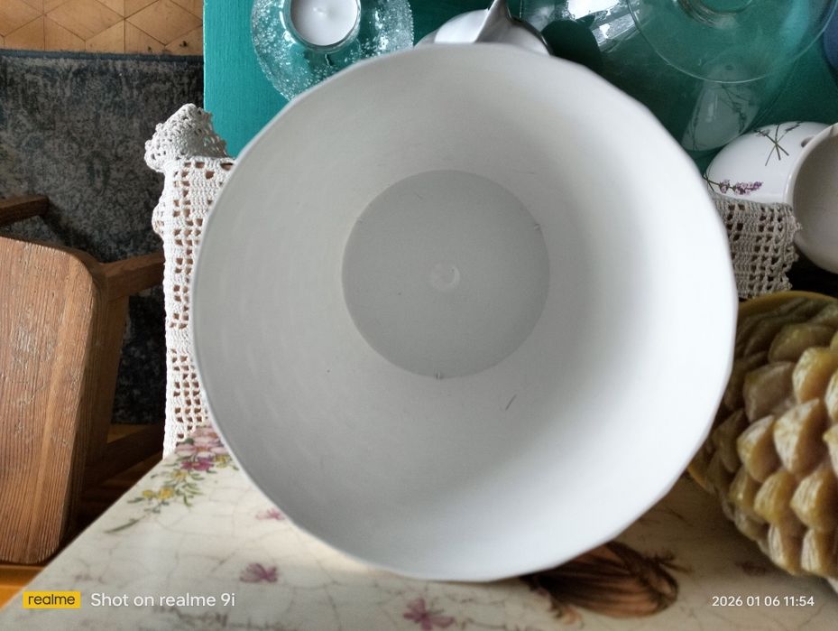 Plastikowa osłonka na doniczkę, nowa; średnica : 15cm; wysokość : 15cm