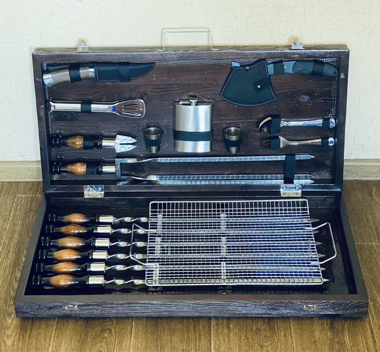 Подарочный набор для барбекю в деревянном кейсе